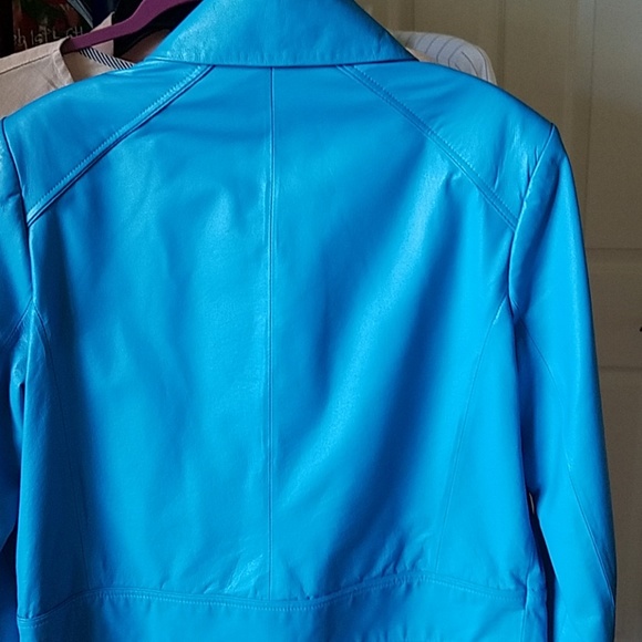 Meet your Posher, Marlene  Blue leather jacket - Picture 3 of 4